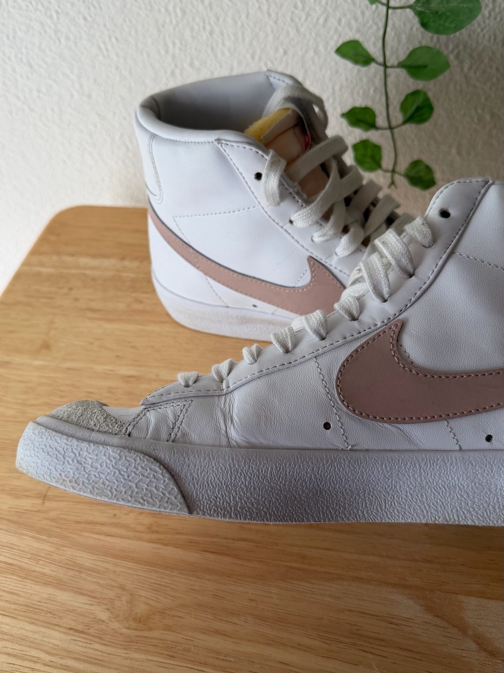 Nike White Tan Athletic Shoes High Top - Picture 7 of 8